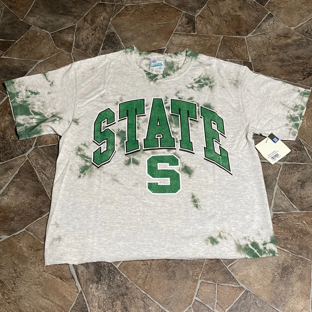 NWT Michigan State Spartans Tie Dye Effect Short Sleeve T Shirt - Picture 1 of 5